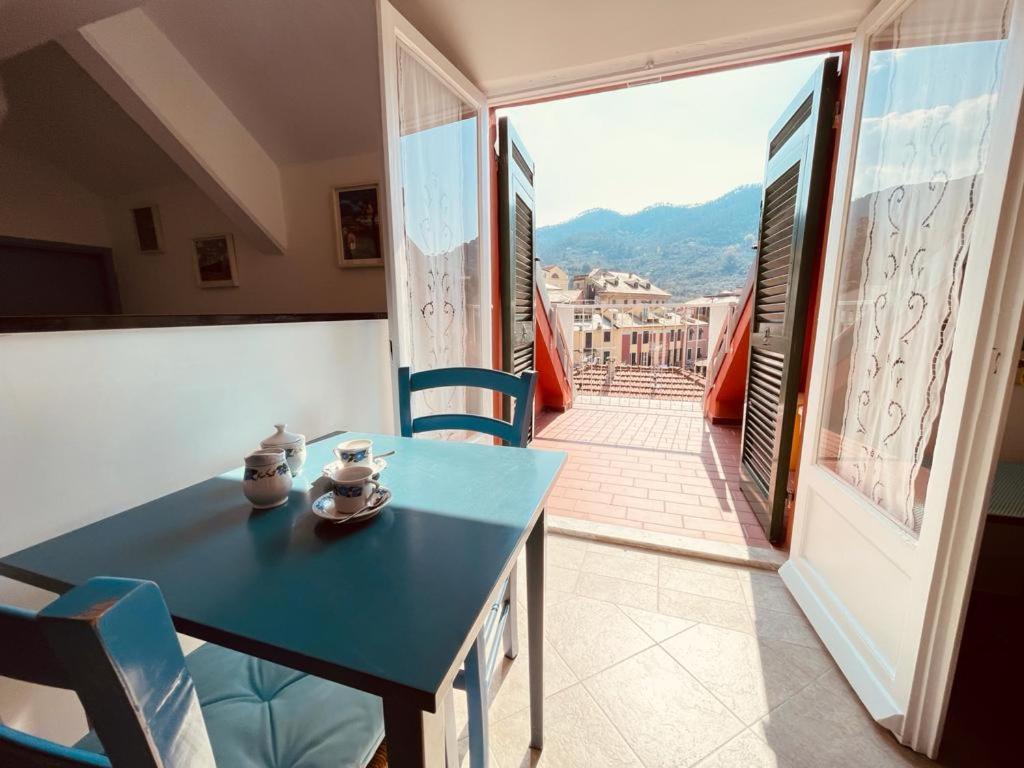 Blue Sky apartment - Levanto, 5 Terre room 1