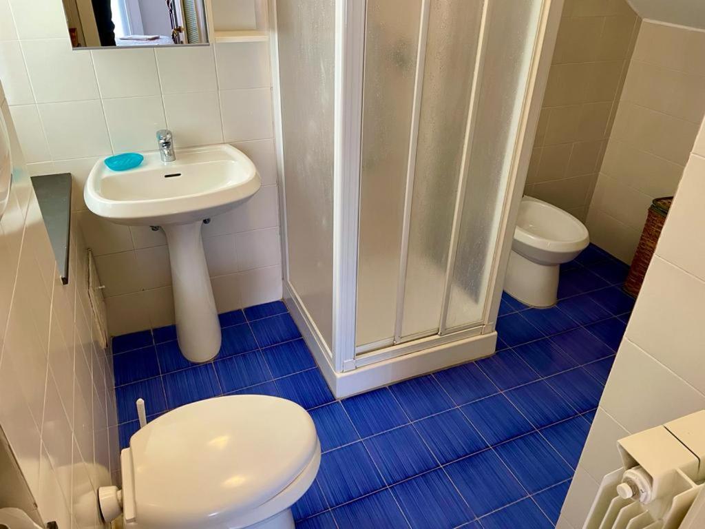 Blue Sky apartment - Levanto, 5 Terre room 5